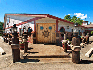 Front view of Little Peoples Landing in Roxborough, Colorado